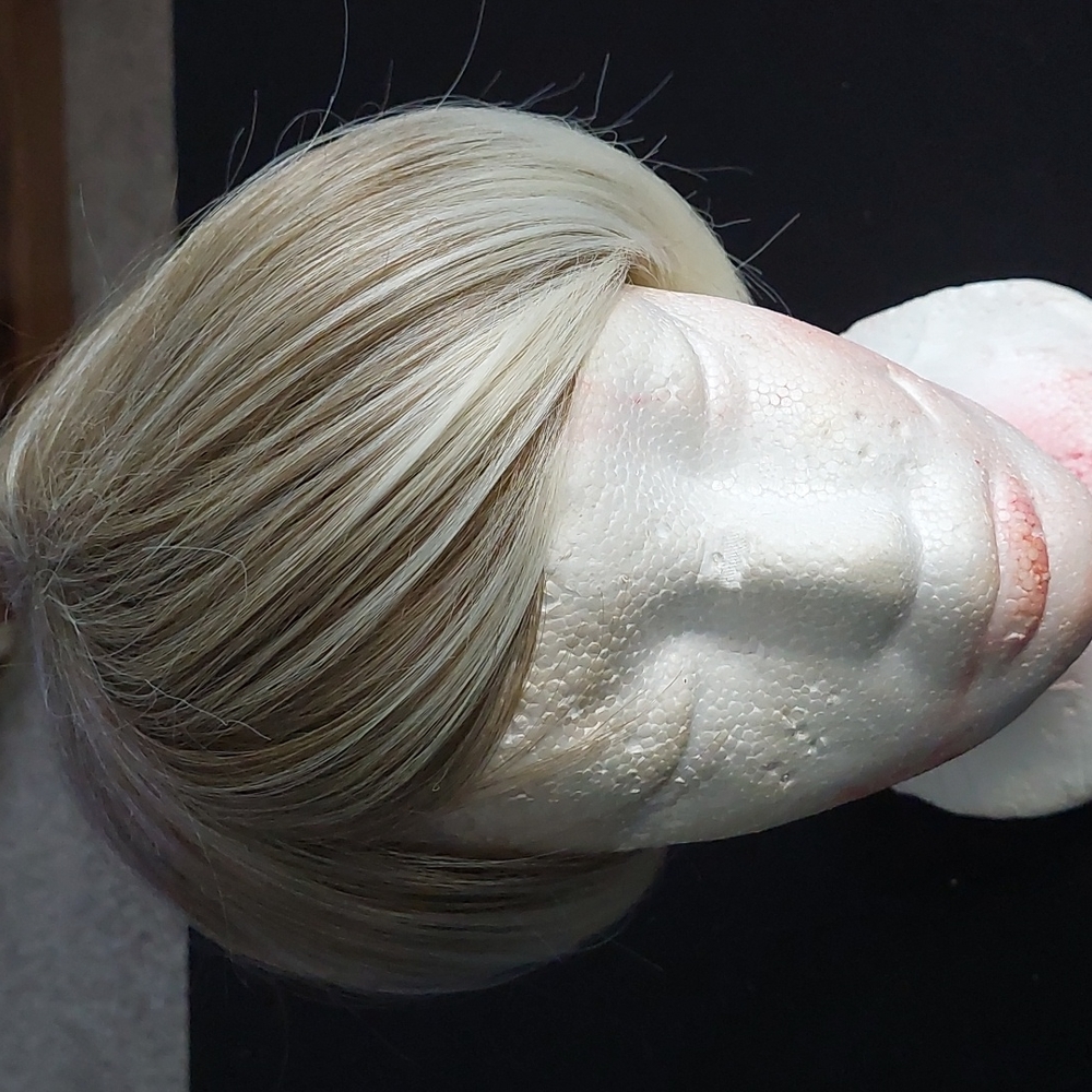 Short wig